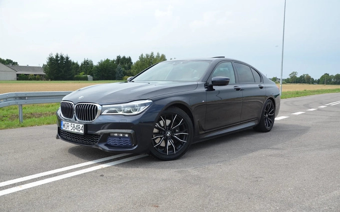 BMW Seria 7 cena 150000 przebieg: 205000, rok produkcji 2017 z Zambrów małe 781